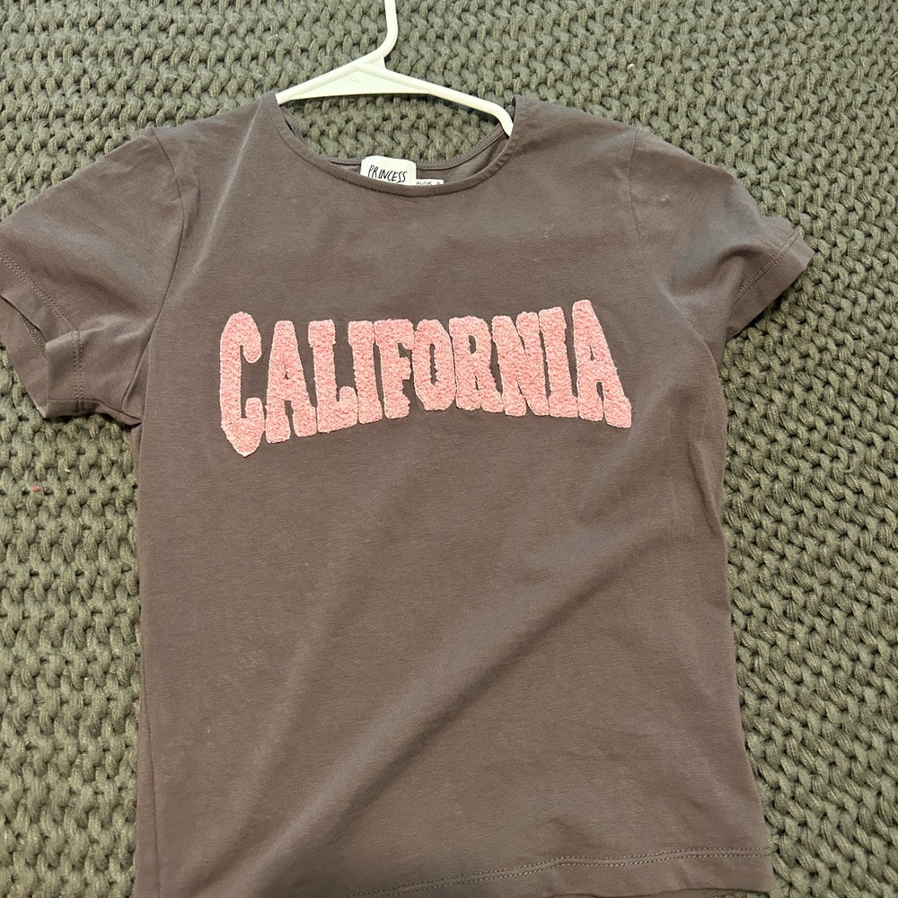 Princess Polly Brown and Pink Short Sleeve Tee